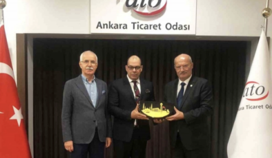 Türkiye’nin Varşova Büyükelçisi, ATO Başkanını ziyaret etti