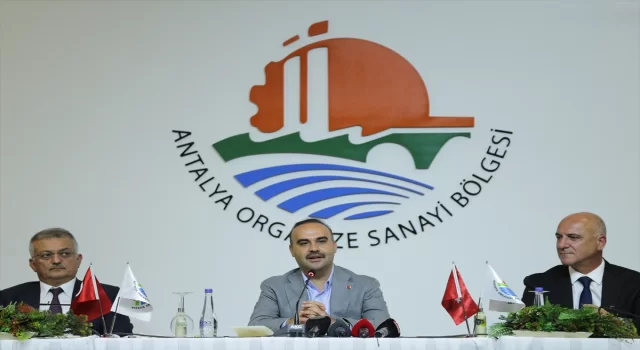 Bakan Kacır, Antalya OSB’de sanayicilerle buluştu