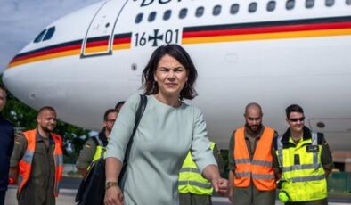 Almanya Dışişleri Bakanının uçağı zorunlu iniş yaptı
