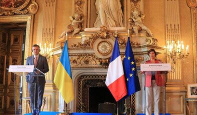 Fransa Ukrayna’ya askeri ve siyasi desteğini sürdürecek