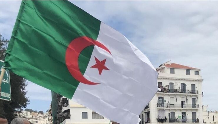 Cezayir güvenlik güçleri jet ski ile sınırı geçen turistleri öldürdü