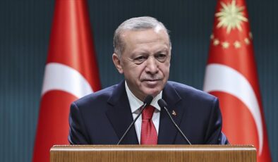 Erdoğan: Ekonomiyi yatırım, istihdam, üretim, ihracat ve cari fazla yoluyla büyütmekte kararlıyız