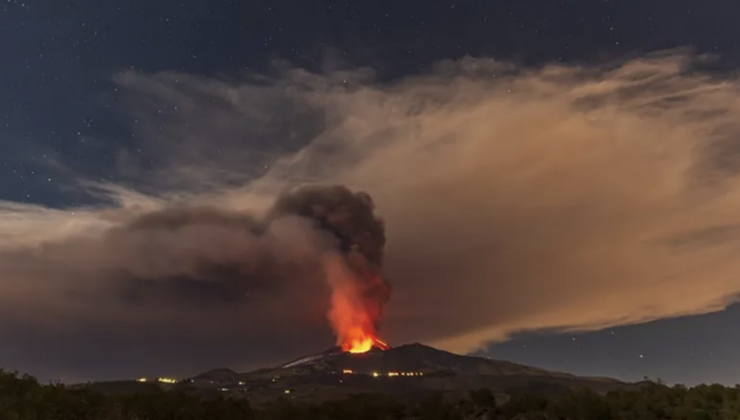 Etna Yanardağı’nda patlama
