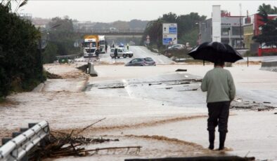 İspanya’da şiddetli rüzgar ve sağanak yaralanmalara ve maddi hasara yol açtı
