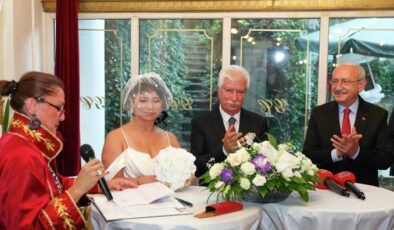 Kılıçdaroğlu, gazeteci Semra Topçu ve Faruk Bildirici’nin nikah şahitliğini yaptı