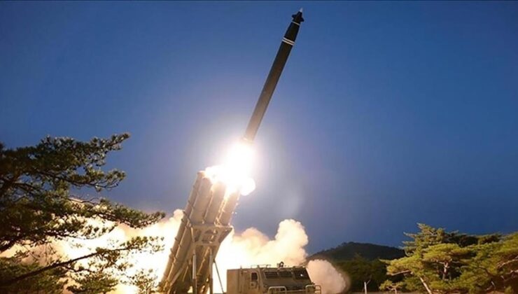 Kuzey Kore füzeleri ateşledi
