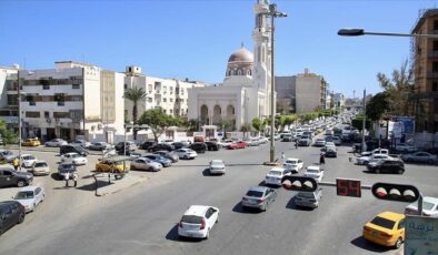 Libya çatışma alanlarından aileleri tahliye etmeye başladı