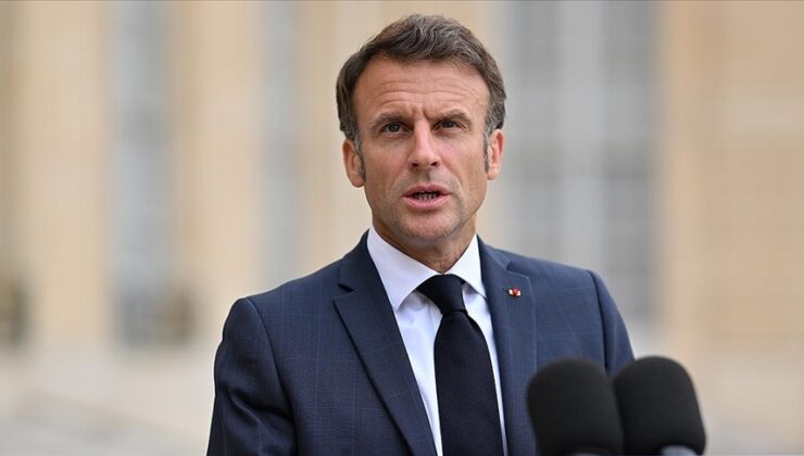 Macron’dan göçmenlik yasasının kabulü için kritik adım