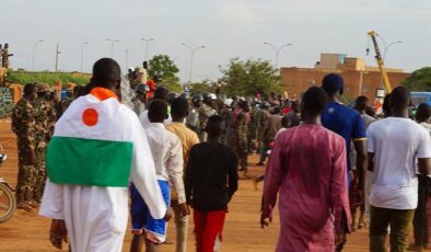 Nijer’de askeri yönetim, Cumhurbaşkanına “zarar verilmeyeceğini” açıkladı