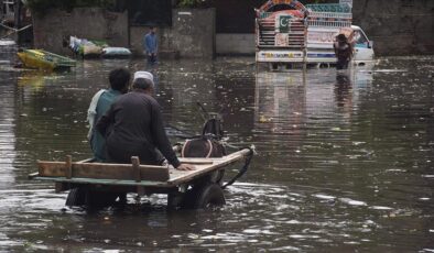 Pakistan’da muson yağmurları nedeniyle ölenlerin sayısı 189’a çıktı