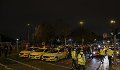 İstanbul’da taksiciler yüzde 100 zam istiyor