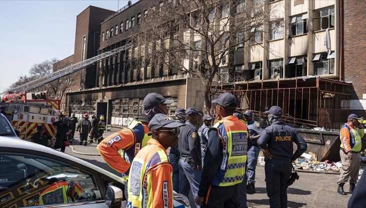 Güney Afrika’daki yangında ölen 74 kişiden 62’sinin kimliği belirlenemedi