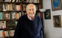 Gazeteci ve yazar Hıfzı Topuz hayatını kaybetti