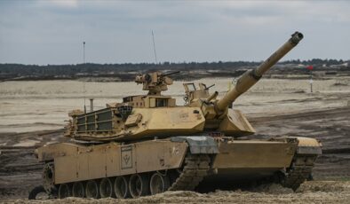Zelenskiy, ABD’nin M1 Abrams tanklarını teslim aldıklarını duyurdu