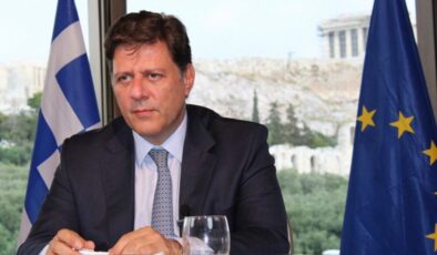 Yunanistan Denizcilik Bakanı istifa etti