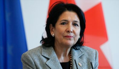 Gürcistan’da hükümet, Cumhurbaşkanı Zurabişvili hakkında azil süreci başlattı