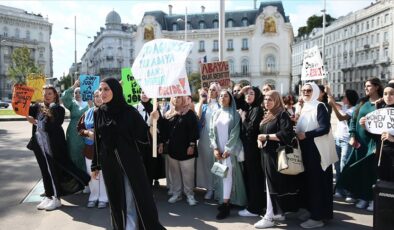 Avusturya’da abaya yasağı karşıtı gösteri düzenlendi