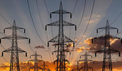 Rusya, Çin’e elektrik sevkiyatını azaltmaya başladı