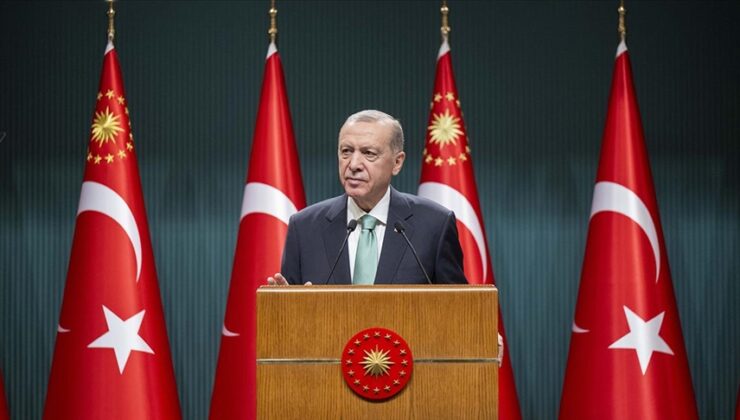 Cumhurbaşkanı Erdoğan 2024 yılı KYK burs ve kredi miktarlarını açıkladı