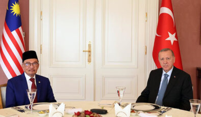 Erdoğan, Malezya Başbakanı Enver İbrahim’i kabul etti