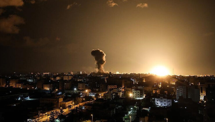 İsrail, Gazze’de Ulusal İslam Bankası’nı vurdu