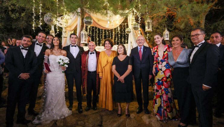 Kılıçdaroğlu çifti Tunç Soyer’in kızının nikah şahitliğini yaptı