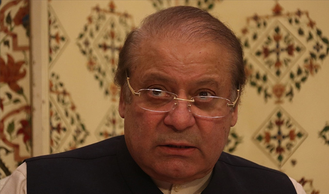 Pakistan’da eski Başbakan, 4 yıl sonra ülkeye döndü