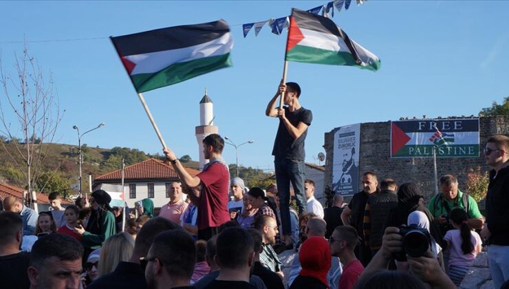 Sırbistan’da Filistin’e destek gösterisi yapıldı