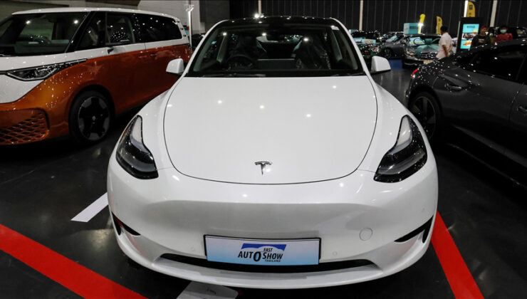Tesla bazı araçlarının fiyatlarını düşürdü