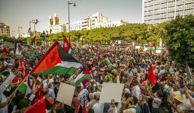 Tunus’ta Filistin ile dayanışma gösterisine binlerce kişi katıldı