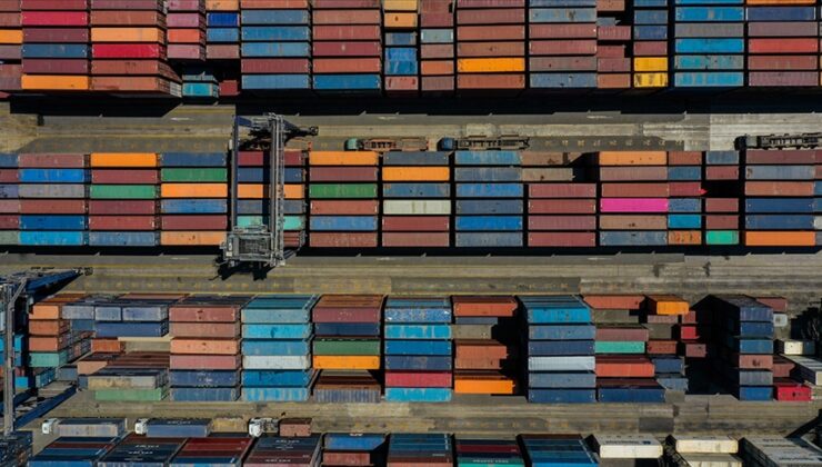 2023’te Çin’in ihracatı da ithalatı da azaldı