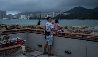 Hong Kong’da “Koinu Tayfunu” alarmı