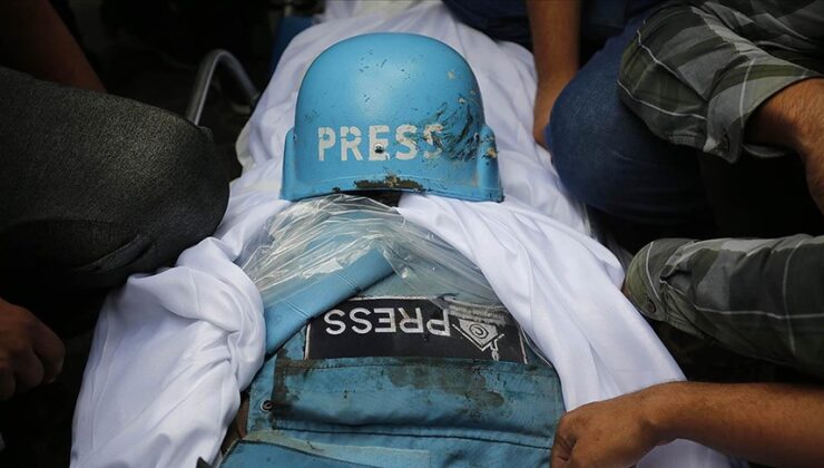 İsrail’in gazetecilerin ölümüyle sonuçlanan saldırılarına tepki
