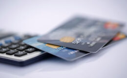 Perakendeci kredi kartına sınırlamaya karşı çıkıyor