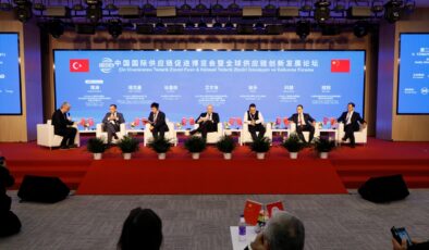 Türkiye ve Çin’den iş dünyası temsilcileri, “tedarik zincirlerinde işbirliğini” ele aldı