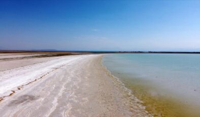 Kuraklık ve bilinçsiz sulama Arin Gölü’nü kuruttu