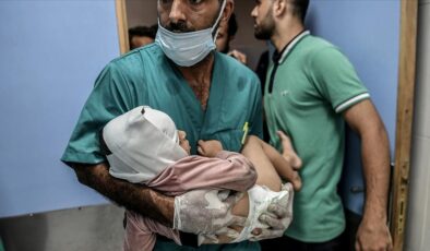 Gazze’de her saat altı çocuk öldürülüyor