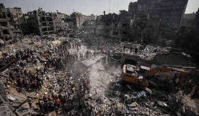 İsrail’in Cibaliya Mülteci Kampı bombardımanı geride büyük bir yıkım bıraktı