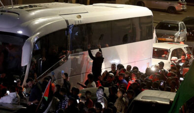 İsrail 39 Filistinliyi daha serbest bırakacak