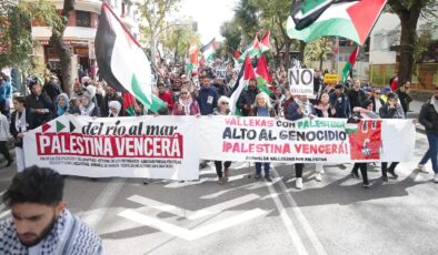 İspanya’da yasaklara rağmen Filistin’e destek gösterileri sürüyor