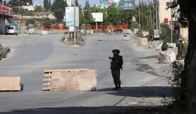 İsrail, El Halil’deki 11 mahallede sokağa çıkma yasağı uyguluyor
