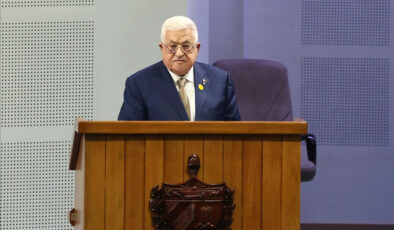 Abbas: İşgal güçlerinin Gazze’yi bölme planları kabul edilemez