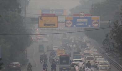 Pakistan, hava kirliliğine çare olarak yapay yağmura başvuracak