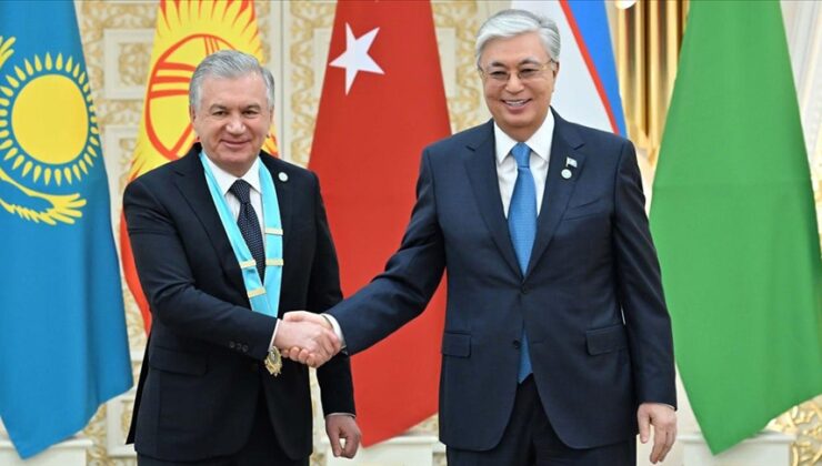 Özbekistan Cumhurbaşkanı’na “Türk Dünyası Yüksek Nişanı” verildi
