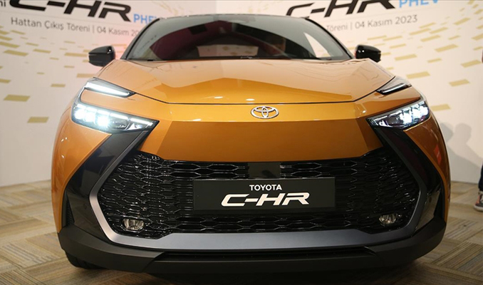 Yeni nesil Toyota C-HR PHEV, üretim hedefini açıkladı