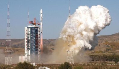Çin internet test uydusu fırlattı