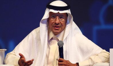 Suudi Arabistan’dan petroldeki düşüşe tepki