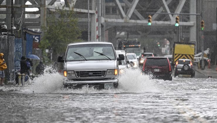 ABD’de şiddetli yağış ve fırtına hayatı olumsuz etkiledi