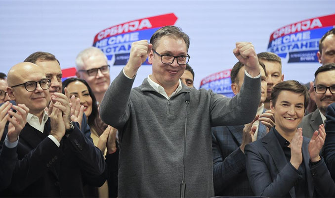 Sırbistan’daki seçimde Vucic’in desteklediği ittifak önde