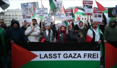 Avusturya’da İsrail’in Gazze’ye yönelik saldırıları protesto edildi
